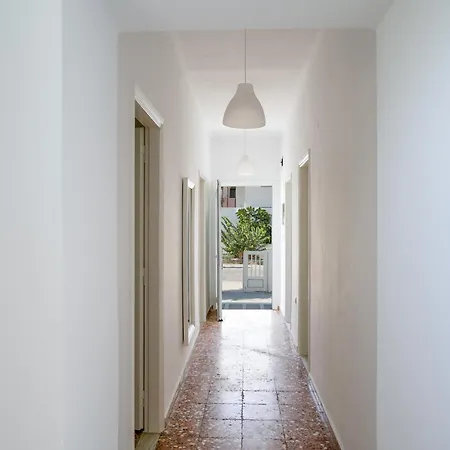 Casa Camara, Detached House With Yard Apartment